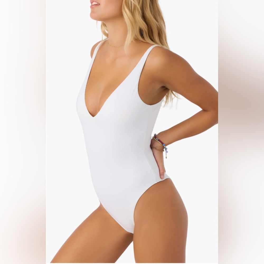 O'Neill saltwater solids White One-Piece Swimsuit